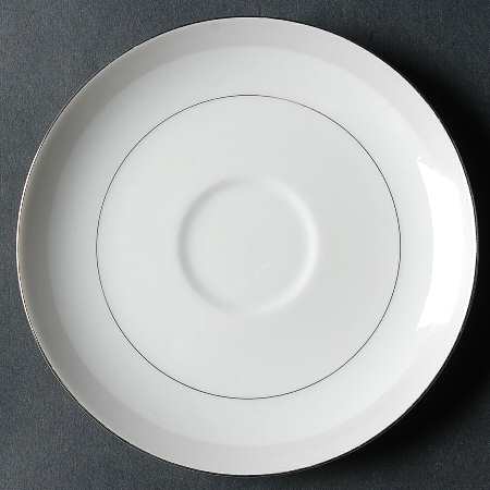 Nannette Saucer