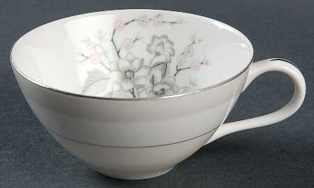 Nannette Flat Cup