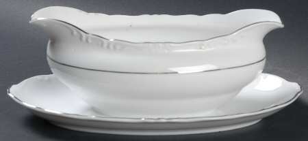 Nora Gravy Boat with Attached Underplate