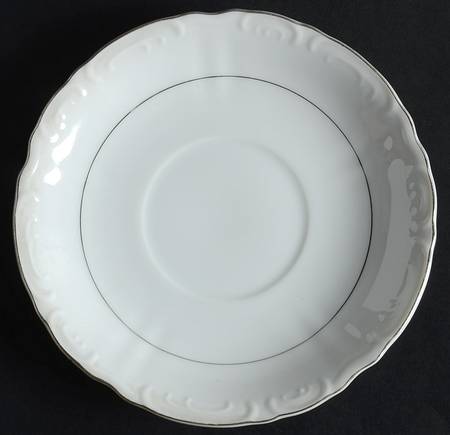 Nora Saucer