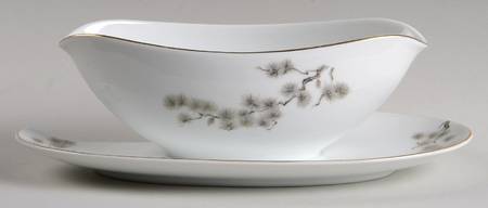 Orient Gravy Boat with Attached Underplate