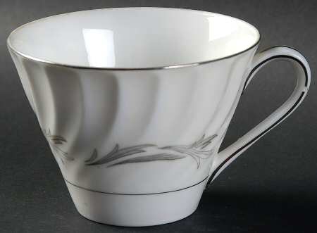 Platinum Scroll Flat Cup