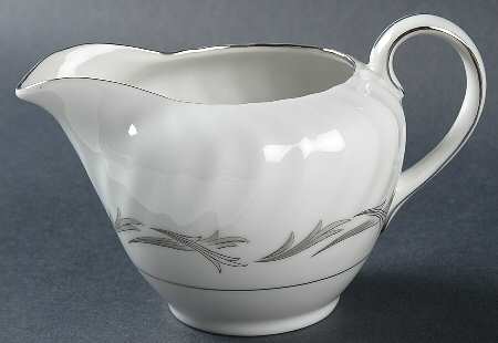 Platinum Scroll Creamer