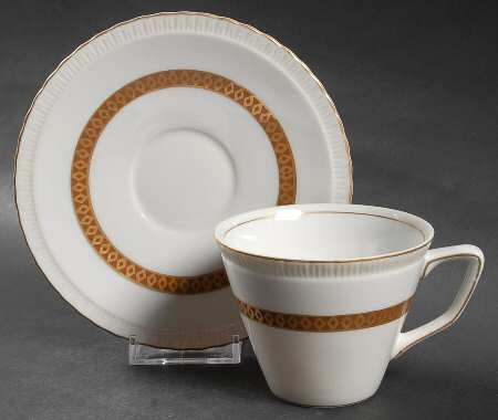 Regina Flat Cup & Saucer Set