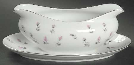 Rosebud Gravy Boat with Attached Underplate