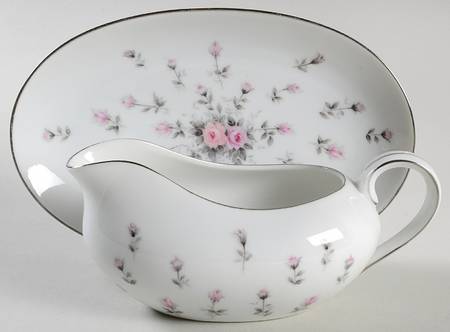 Rosebud Gravy Boat & Underplate/Relish