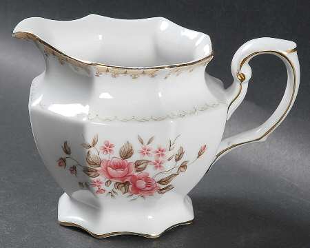 Rosette Creamer