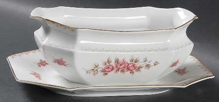 Rosette Gravy Boat with Attached Underplate