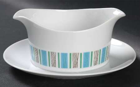 Scandia Gravy Boat with Attached Underplate