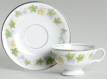 Sherwood Footed Cup & Saucer Set