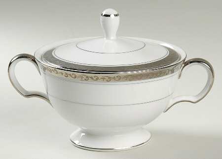Silver Laurel Sugar Bowl & Lid