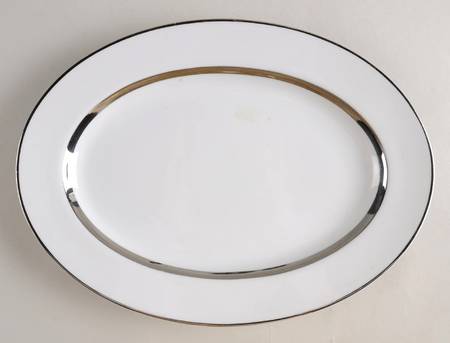Silver Rhapsody 12" Oval Serving Platter