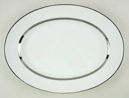 Silver Rhapsody 14" Oval Serving Platter