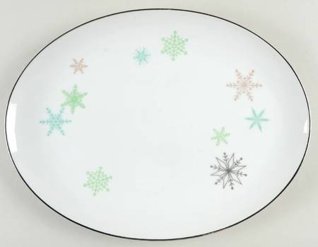 Snowflake (All Over Flakes) 14" Oval Serving Platter