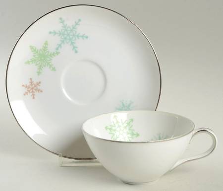 Snowflake (All Over Flakes) Flat Cup & Saucer Set