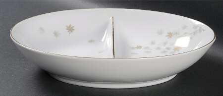 Solitude 10" Oval Divided Vegetable Bowl