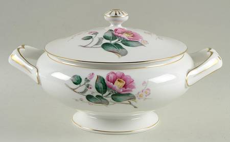 Splendor Round Covered Vegetable