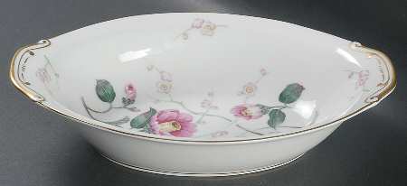Splendor 11" Oval Vegetable Bowl