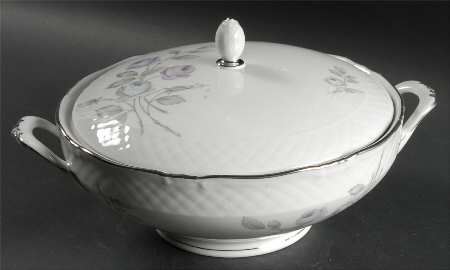 Spring Song (Platinum Trim) Round Covered Vegetable
