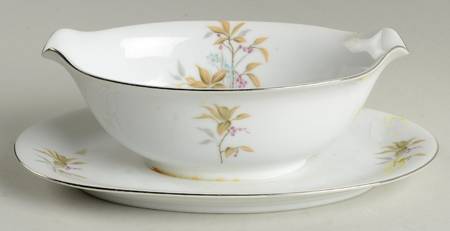 Sunny Glade Gravy Boat with Attached Underplate