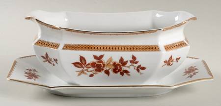 Vignette Gravy Boat with Attached Underplate