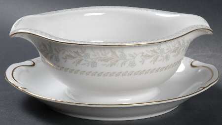 Virginia Lee Gravy Boat with Attached Underplate