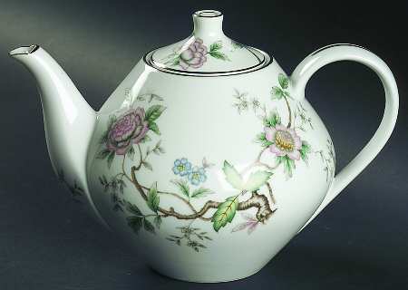 Chantilly Teapot & Lid