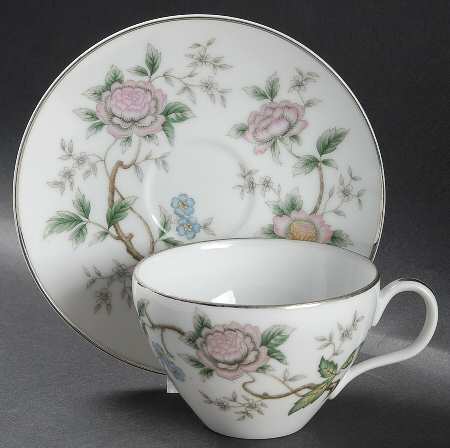 Chantilly Flat Cup & Saucer Set