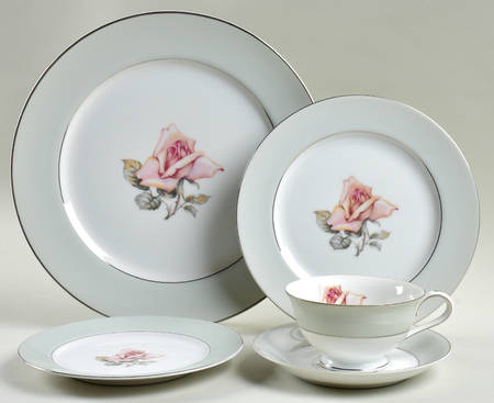 Damask Rose 5 Piece Place Setting