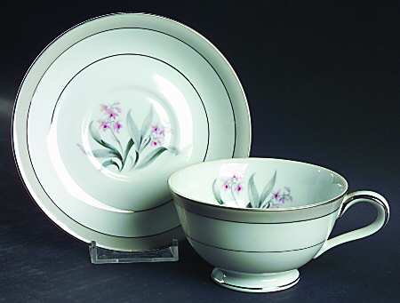 Everglade Footed Cup & Saucer Set