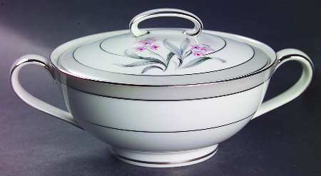 Everglade Sugar Bowl & Lid