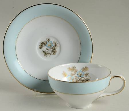 Radcliffe Flat Cup & Saucer Set