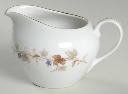 Riviera Creamer
