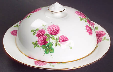 Clover Muffin Dish & Lid