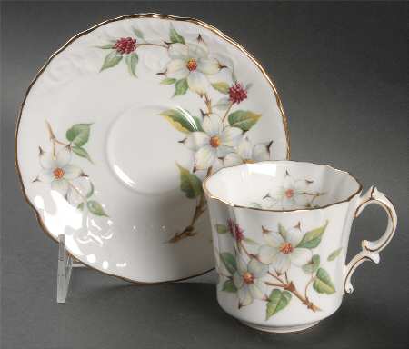 Dogwood Blossom Flat Cup & Saucer Set