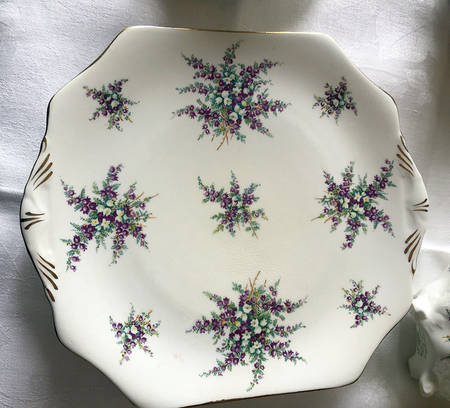 Glamis Heather Handled Cake Plate