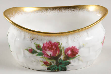 Grandmother's Rose Strawberry Basket-Open Sugar
