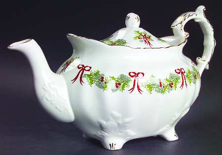 Hammersley Holly Teapot & Lid