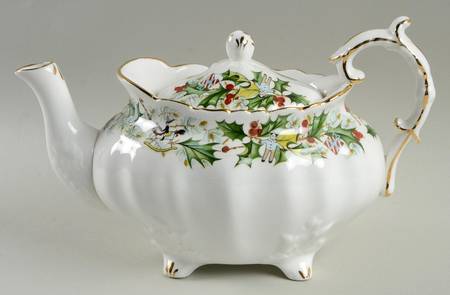 Christmas Holly Teapot & Lid