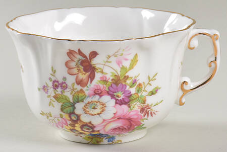 Howard Sprays (Scalloped, Embossed) Flat Cup