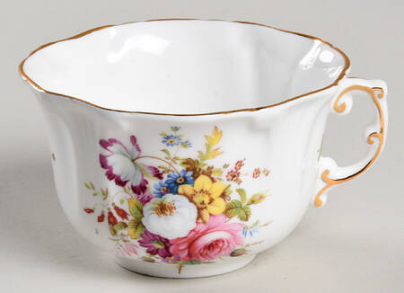 Howard Sprays (Scalloped, Embossed) Flat Cup