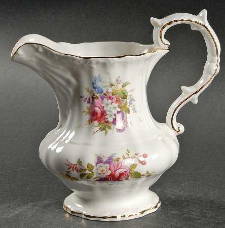 Howard Sprays (Scalloped, Embossed) 16 Oz Pitcher