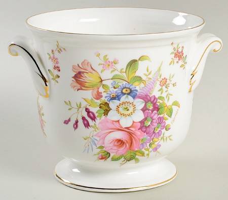 Howard Sprays (Scalloped, Embossed) 5" Cachepot