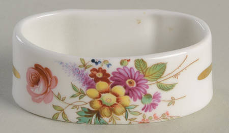Lady Patricia (Scalloped, Embossed) Napkin Ring by Hammersley