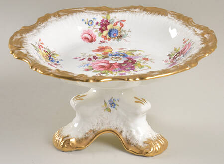 Lady Patricia (Scalloped, Embossed) Round Compote (Height X Width)