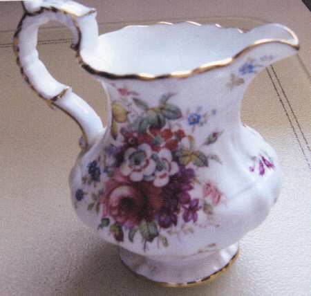 Lady Patricia (Scalloped, Embossed) Creamer