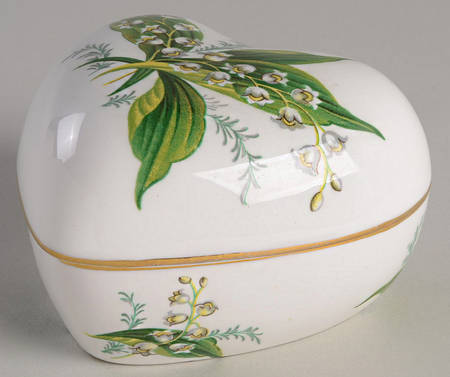 Lily of The Valley Heart Shape Box & Lid