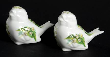 Lily of The Valley Figural Salt & Pepper Set