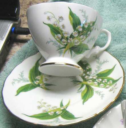 Lily of The Valley Footed Cup & Saucer Set