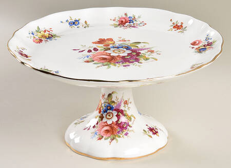 Minuet 9" Diameter Pedestal Cake Stand